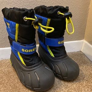Almost new Sorel boots winter boots! Barely worn.